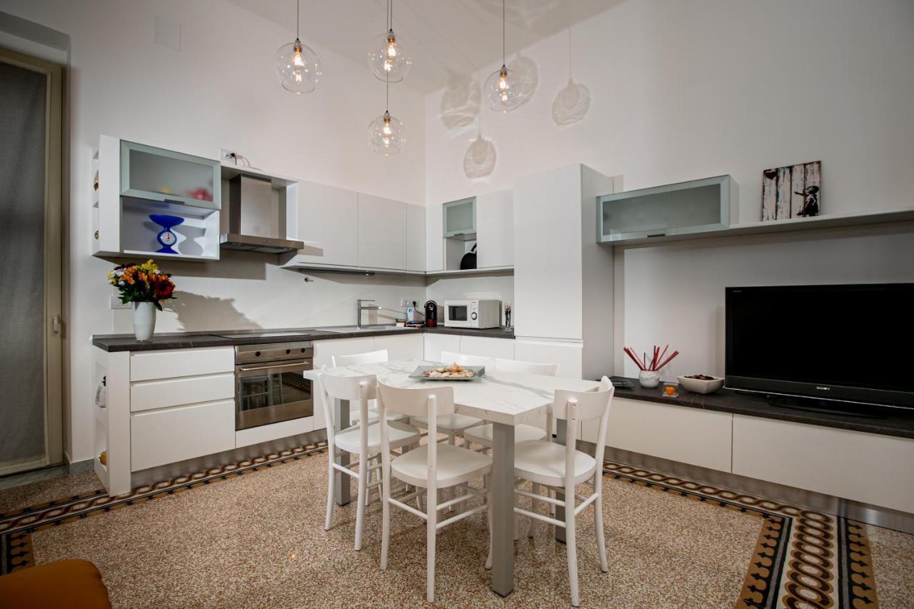 Appartamento Abate Luxury Interno 3 Bari Esterno foto