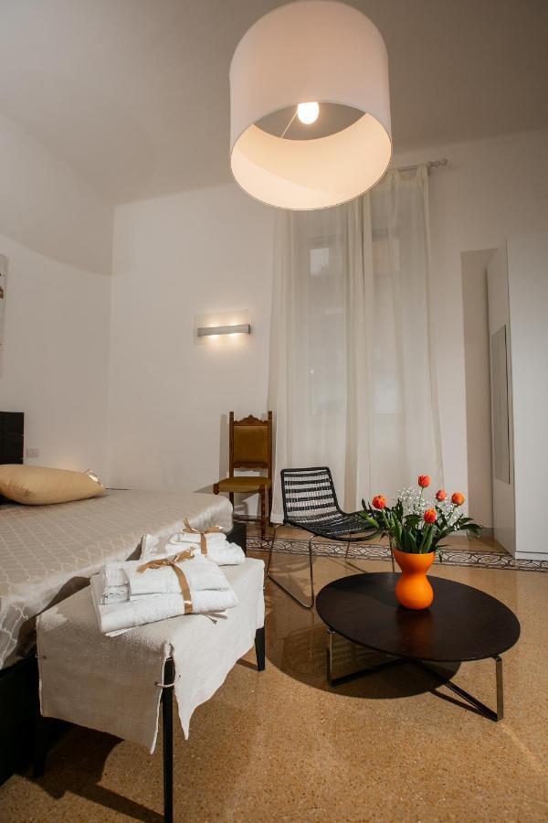 Appartamento Abate Luxury Interno 3 Bari Esterno foto