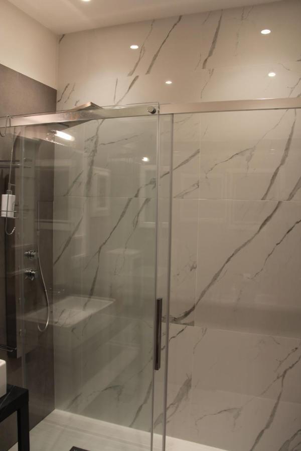 Appartamento Abate Luxury Interno 3 Bari Esterno foto